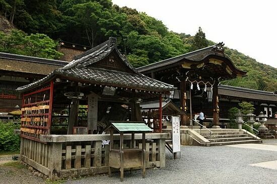 Top 3 ngôi đền cầu duyên nổi tiếng dành cho các cặp đôi tại Nhật Bản2