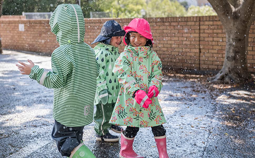 Các loại áo mưa cho trẻ em