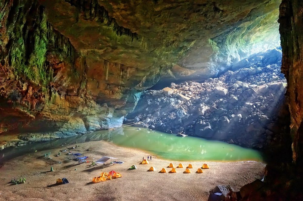 Trekking Hang Én đẹp ngỡ ngàng
