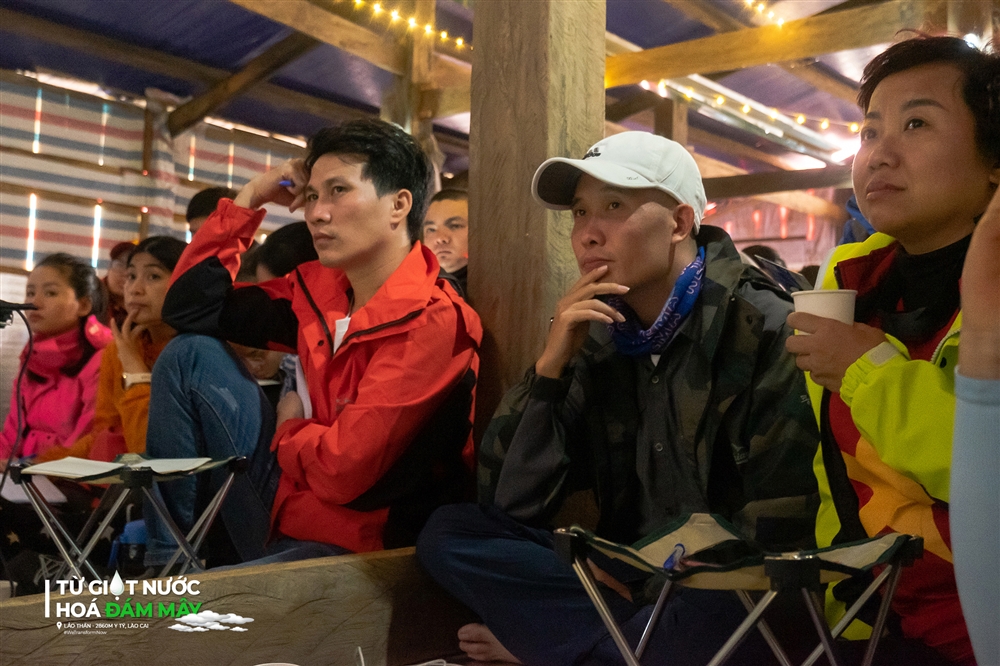 wetransformnow-tu-giot-nuoc-hoa-dam-may-22.jpg