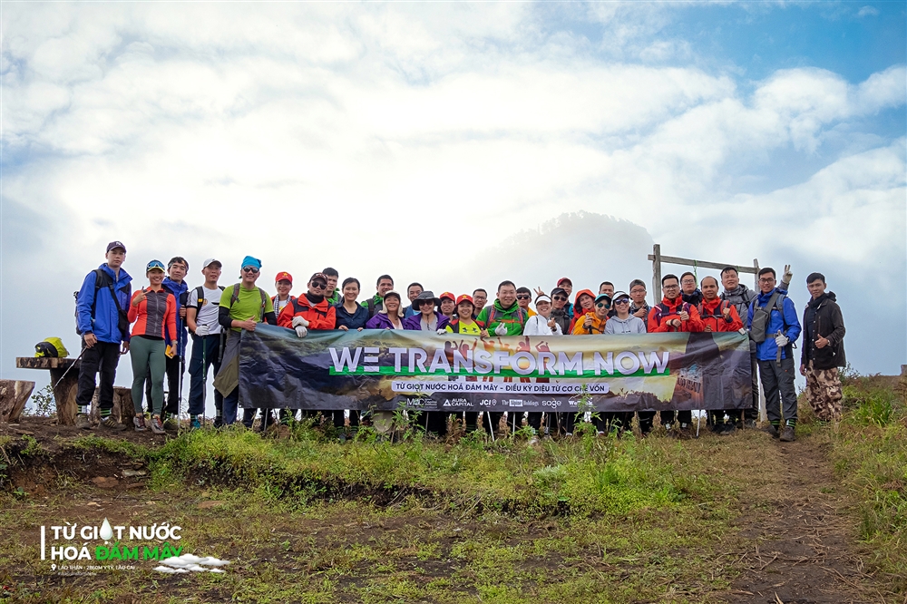 wetransformnow-tu-giot-nuoc-hoa-dam-may-12.jpg