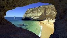 Anh-dep-bien-Algarve-Bo-Dao-Nha