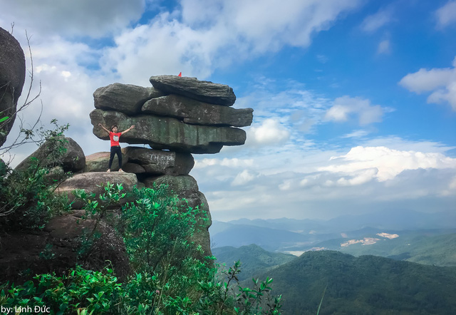 chinh-phuc-nui-da-chong-doc-nhat-vo-nhi-o-quang-ninh-wetrekvn