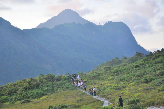 luu-ngay-nhung-cung-duong-trekking-dep-nhung-day-hiem-nguy-khien-ban-phai-de-chung-khi-chinh-phuc-wetrekvn