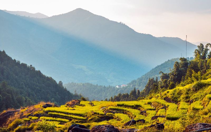 ngay-thu-yen-binh-o-mien-bien-vien-binh-lieu-wetrekvn