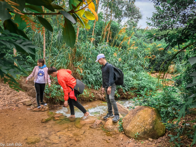 chinh-phuc-nui-da-chong-doc-nhat-vo-nhi-o-quang-ninh-wetrekvn