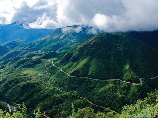 canh-bao-cac-cung-duong-phuot-khong-nen-di-do-van-chiu-anh-huong-cua-mua-bao-wetrekn