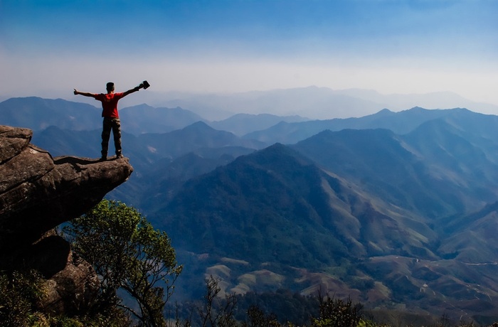 chi-can-di-ve-trong-ngay-ban-cung-chinh-phuc-duoc-3-cung-duong-trekking-thu-vi-nay-o-mien-bac-wetrekvn