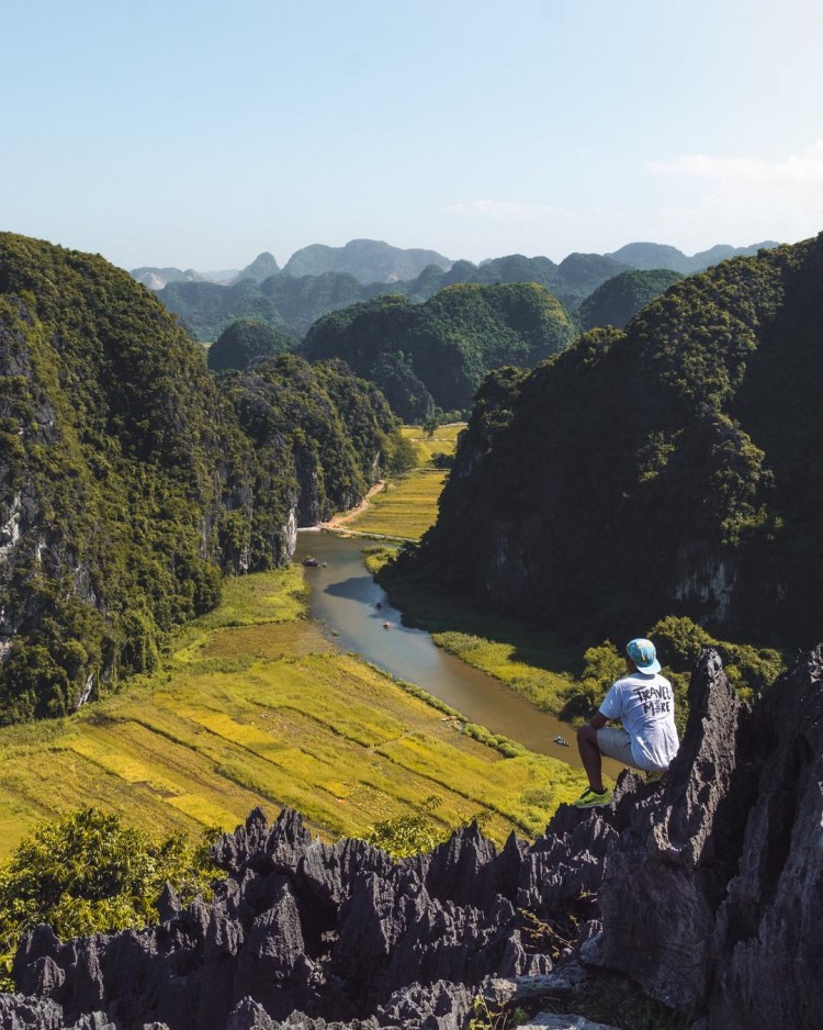 hang-mua-dia-danh-la-tu-cai-ten-den-noi-duoc-nhieu-du-khach-lua-chon-de-kham-pha-wetrekvn