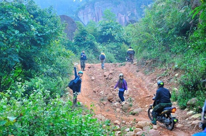 chi-can-di-ve-trong-ngay-ban-cung-chinh-phuc-duoc-3-cung-duong-trekking-thu-vi-nay-o-mien-bac-wetrekvn