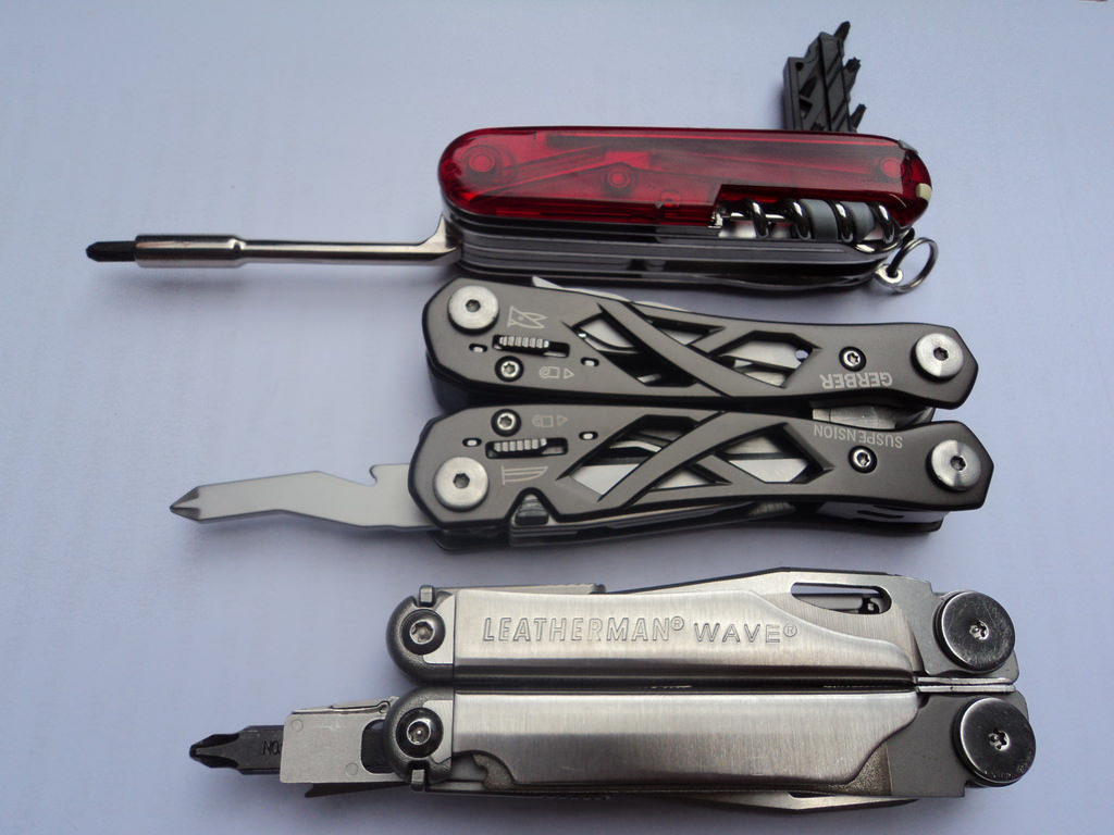 victorinox-vs-leatherman-vs-gerber-4