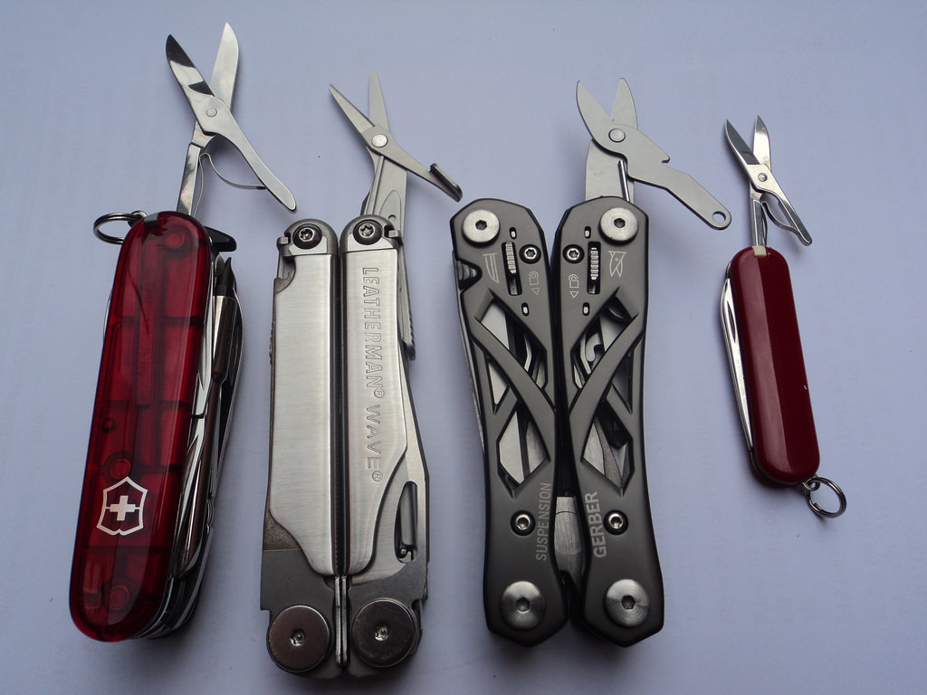 victorinox-vs-leatherman-vs-gerber-5