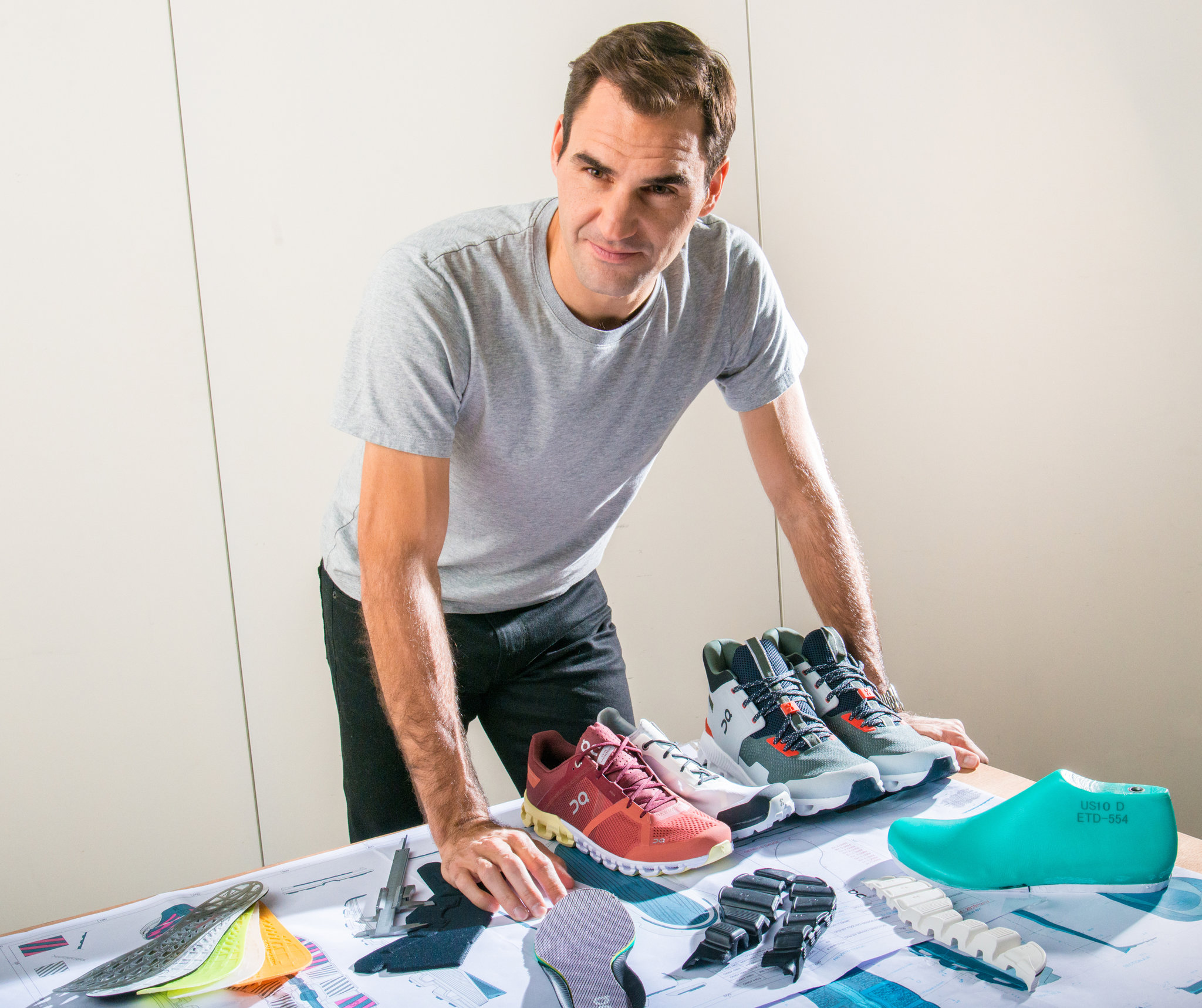 Thương hiệu giày Thụy Sĩ On Running được hỗ trợ bởi nhà vô địch quần vợt Roger Federer 