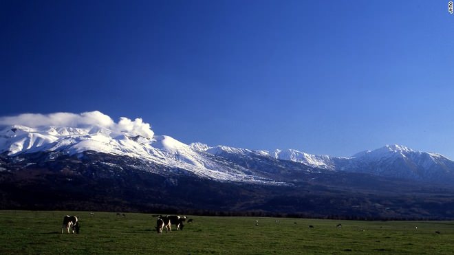 Con-Dao-lot-top-10-hon-dao-yen-binh-nhat-Chau-A-wetrek.jpg