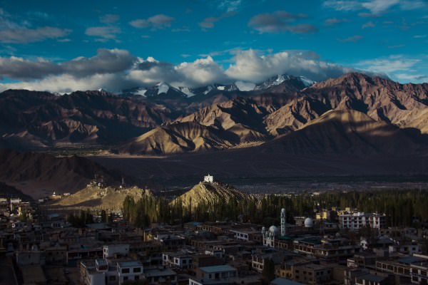 Hanh-huong-Ladakh-tim-ve-mien-dat-Phat-wetrekvn.jpg