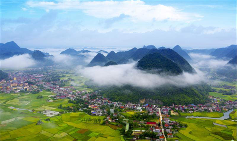 Tran-Lap-ky-su-Ha-Giang-lang-thang-mai-chang-muon-ve-wetrek-vn.jpg