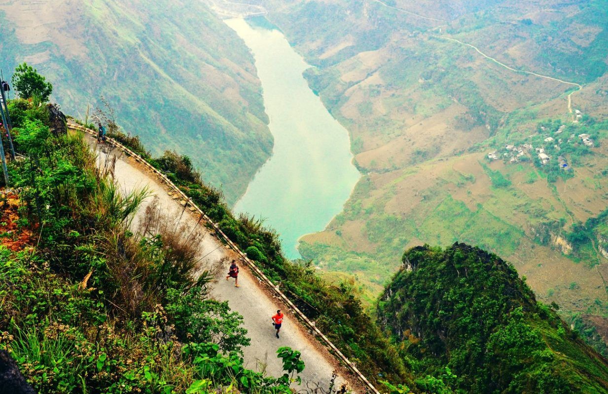 Mùa hè này nên đi Hà Giang hay Mộc Châu?1