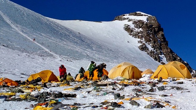 Nepal cấm sử dụng đồ nhựa sử dụng 1 lần khi chinh phục Everest