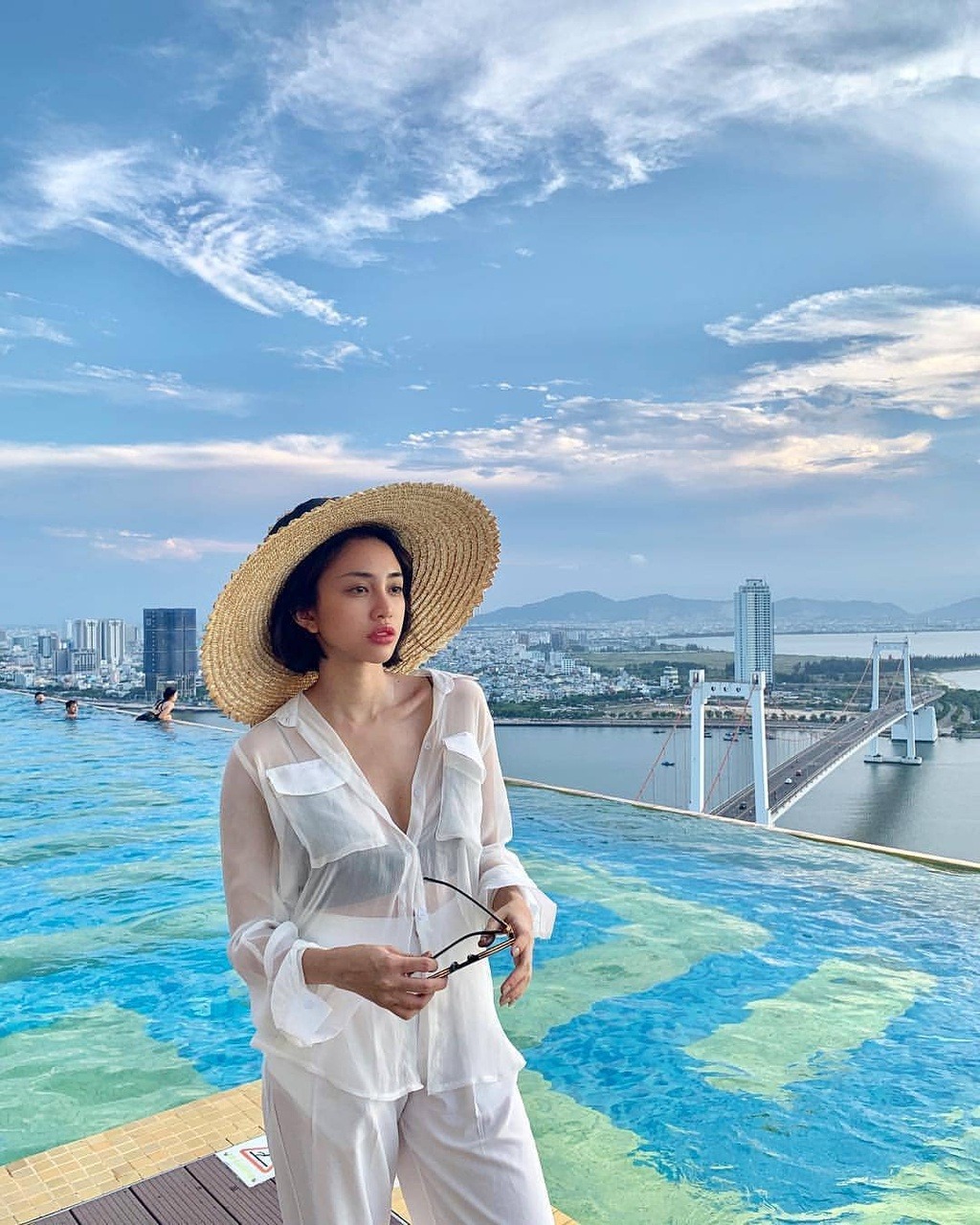Top 4 khách sạn có hồ bơi vô cực ở Đà Nẵng1