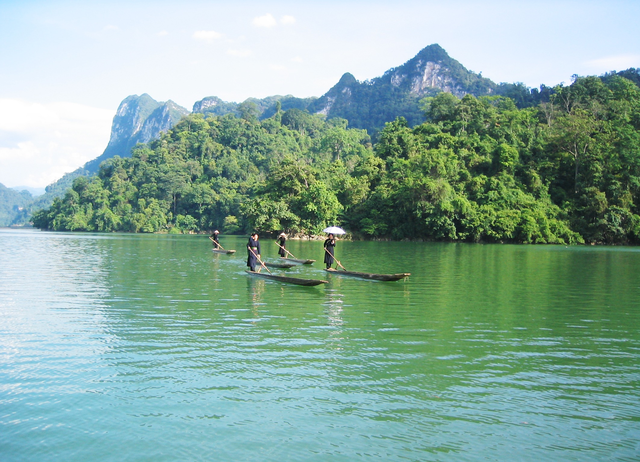Top những cung đường trekking nên trãi nghiệm ở Việt Nam 3