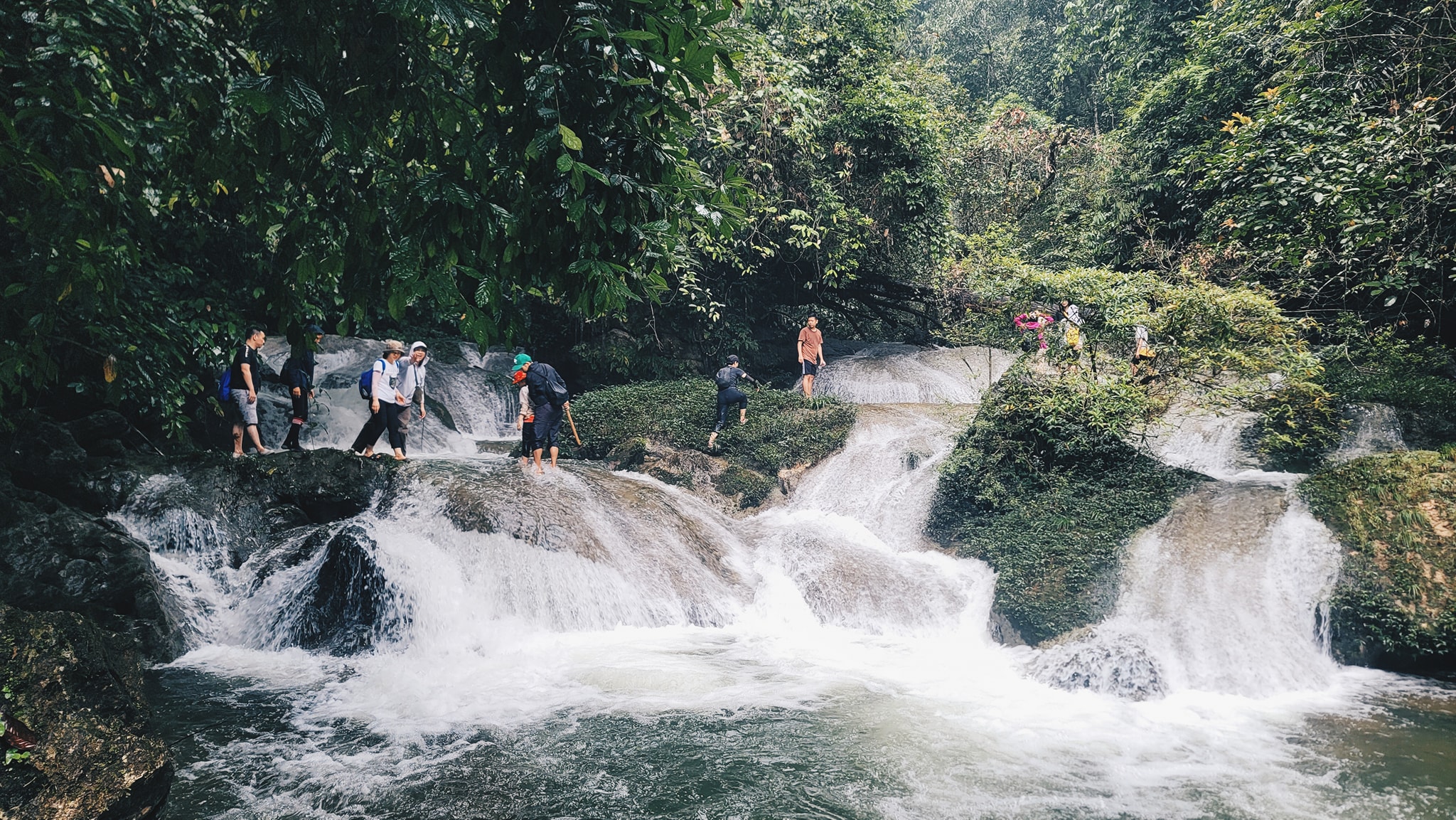 Trekking Na Hang - Nặm Me