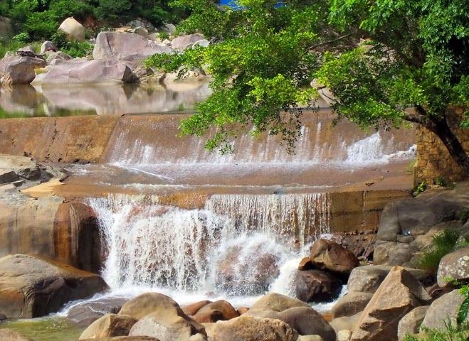 Kinh nghiệm Trekking Chư Yang Sin - Nóc nhà Đăk Lăk ẩn mình trong biển mây