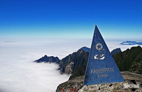 Vượt lên chính mình: Cùng chinh phục Fansipan