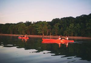 [WeTrekology] Làm quen với hoạt động Chèo thuyền Kayak - Kayaking