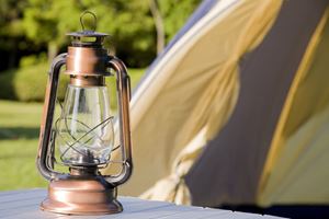 [WeTrekology] Lựa chọn đèn xách tay dã ngoại, cắm trại