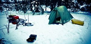 [WeTrekology] Cắm trại mùa đông: Trang bị và mẹo giữ ấm