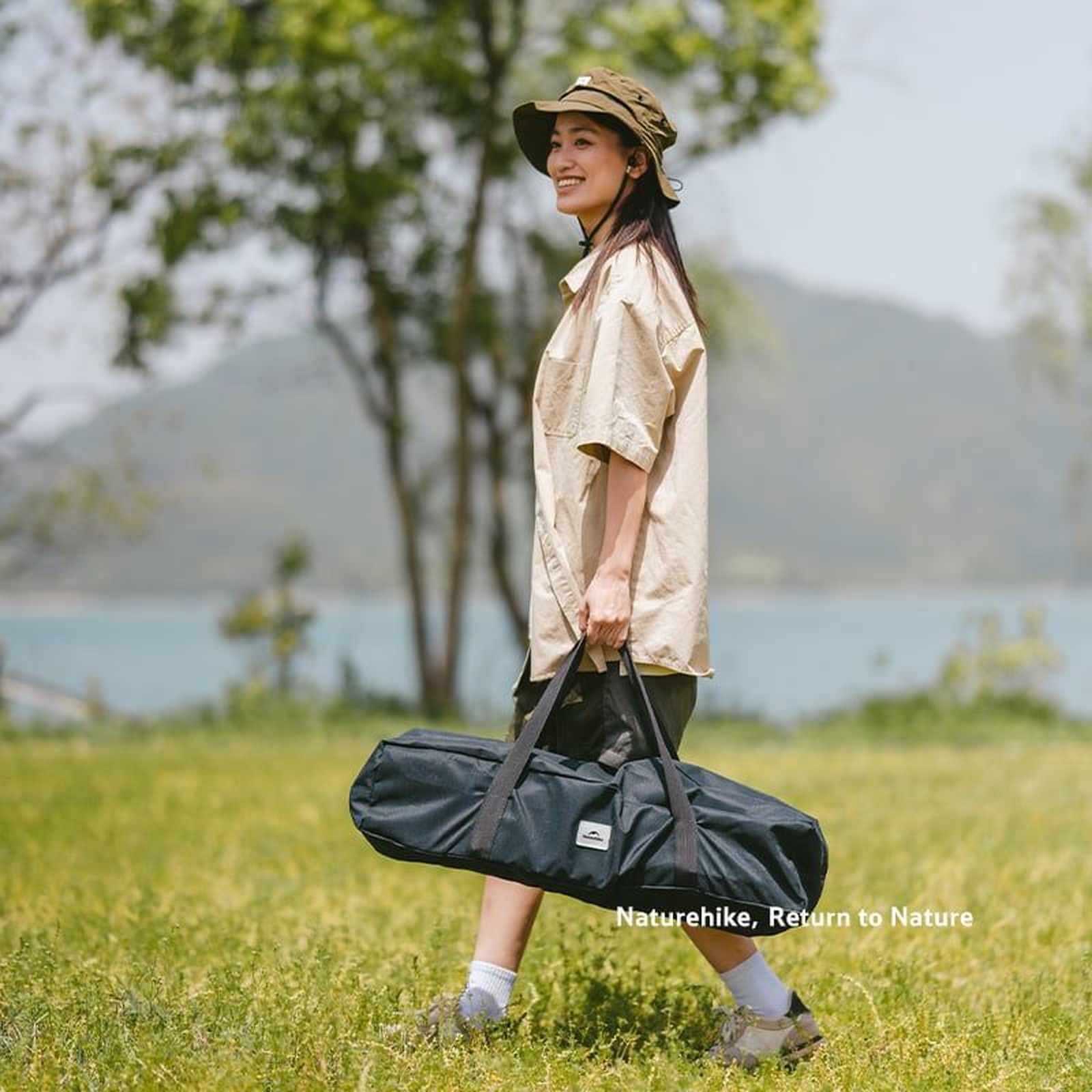 Bàn sắt mặt cuộn siêu gọn nhẹ Naturehike Roll-Top Steel Table CNK2550JJ018
