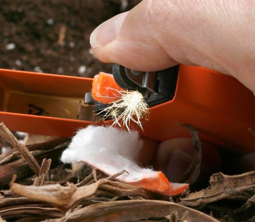 Bộ đánh lửa khẩn cấp Zippo Emergency Fire Starter Kit