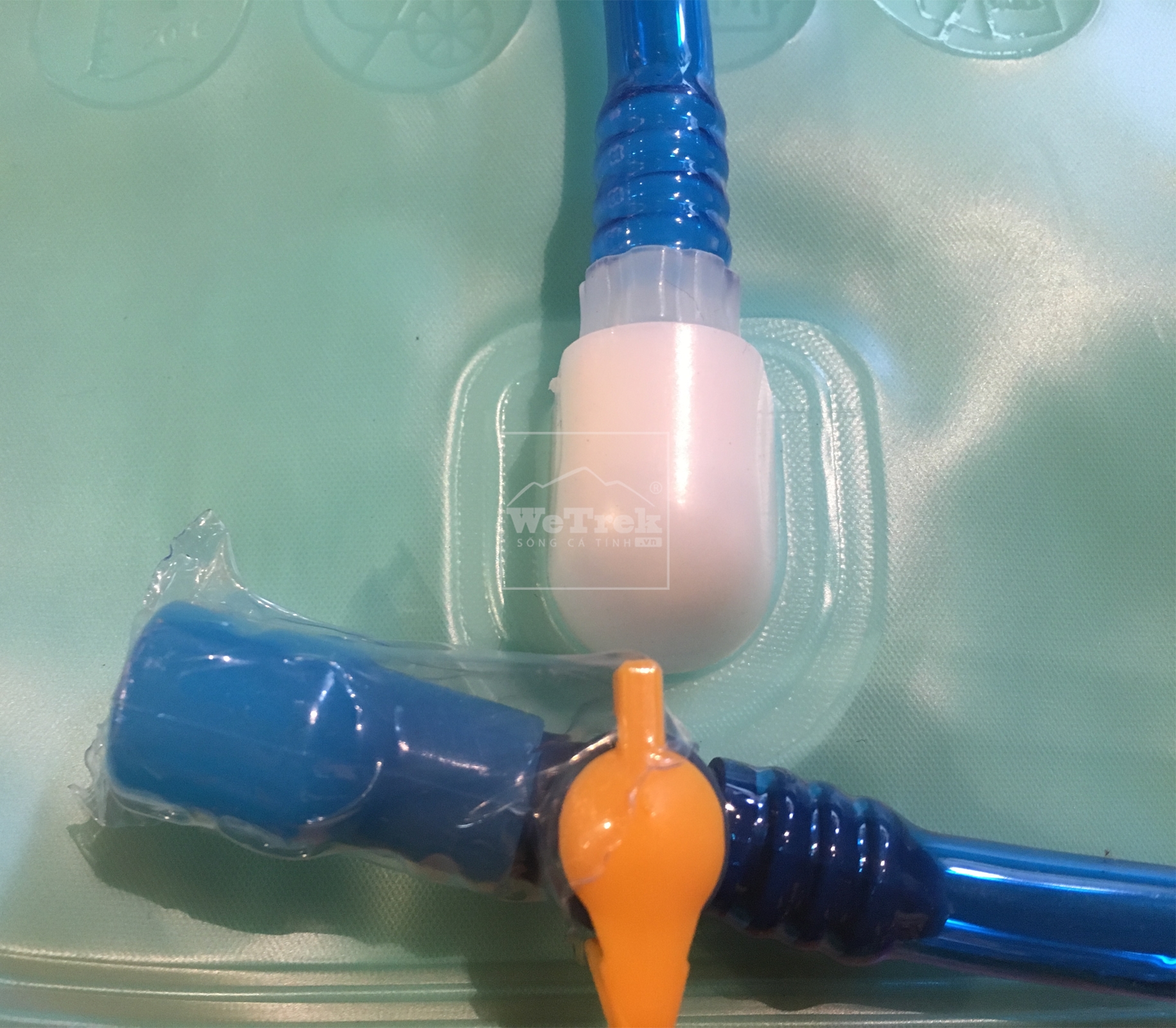 Túi nước dã ngoại 2L AN TPU Water Reservoir with Bite Valve Cap - 8927