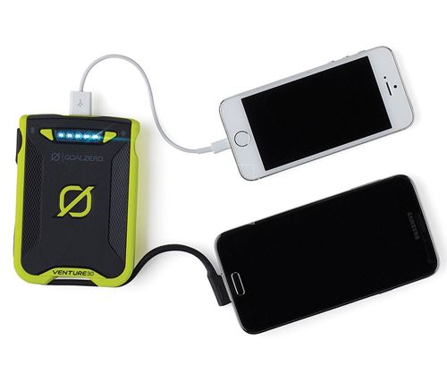 Pin sạc dự phòng kèm đèn chiếu sáng Goal Zero Venture 30 Power Bank 22008