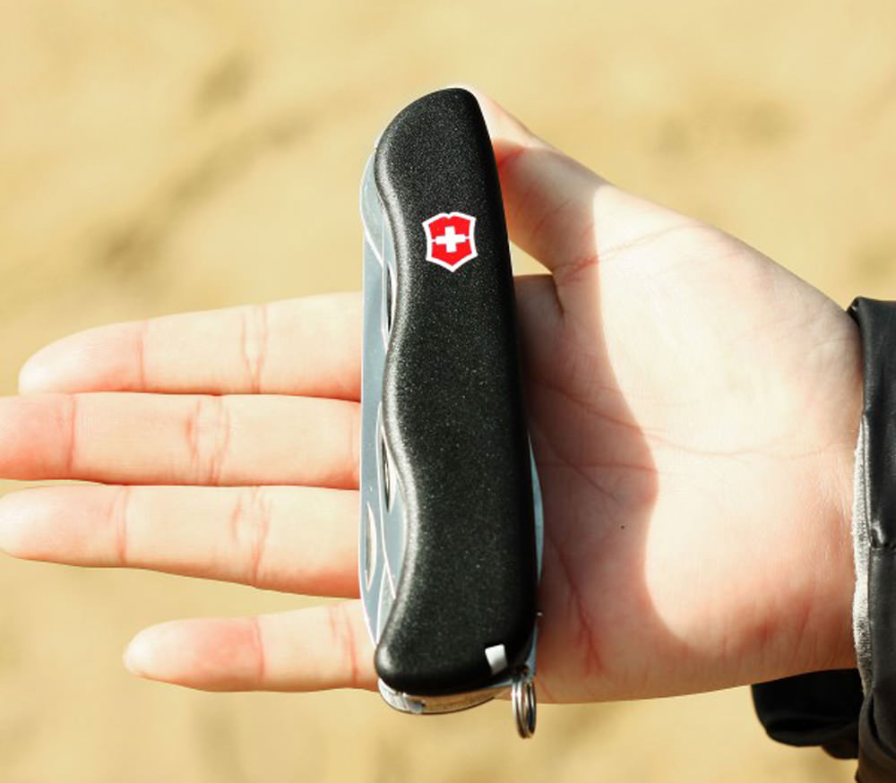 Dao đa năng VICTORINOX FORESTER 0.8363.3 Đen