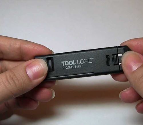 Móc khóa Tool Logic Signal Fire Keyring Accessory
