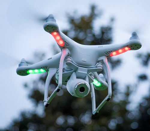 Máy bay điều khiển từ xa DJI Phantom 2 Vision
