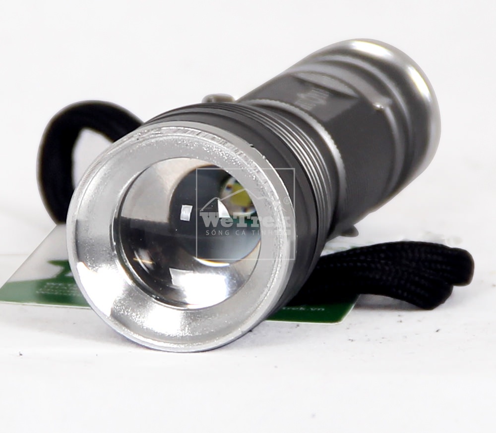Đèn pin sạc USA Cree HY-575 - 3909