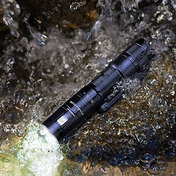 Đèn pin cầm tay mini Fenix Flashlight LD12R