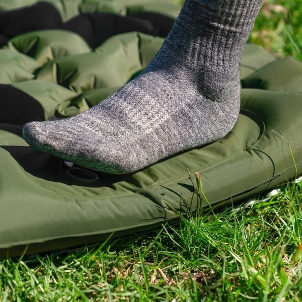 Đệm hơi FC01 Naturehike CNK2550WS019 hai màu Army Green và Lake Blue
