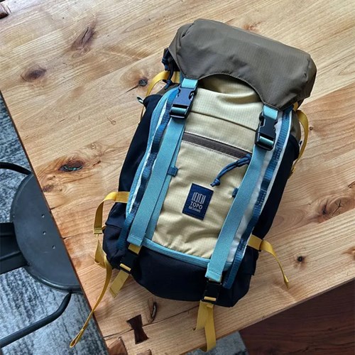 Balo du lịch Topo Designs Rover Trail Pack 22L