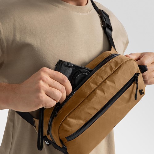 Túi đeo chéo 3.5L TomToc Aviator Sling Bag T35M1