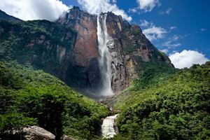 Ngắm ngọn thác cao nhất thế giới ở Venezuela
