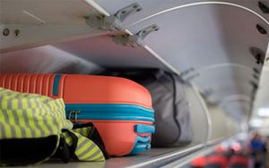 [INFOGRAPHIC] Bạn được mang gì trong hành lý xách tay khi đi du lịch bằng máy bay