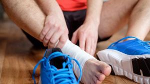 [WeTrekology] Mọi điều bạn cần biết nếu nghi ngờ bị nứt xương do áp lực ở bàn chân