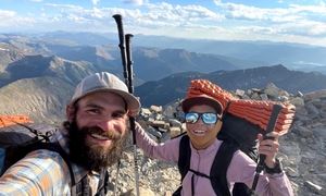 Cặp đôi đi bộ và leo núi 4.800 km xuyên Bắc Mỹ