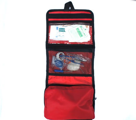 Túi y tế First Aid Kit - 3001 được bán tại WeTrek là một đồ dùng cần thiết để xử lý khi bị muỗi vắt cắn khi đi rừng