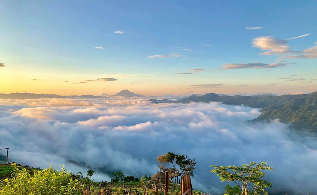 Hang Kia - Pà Cò thuộc tỉnh Hòa Bình có rất nhiều phong cảnh đẹp với biển mây sáng sớm