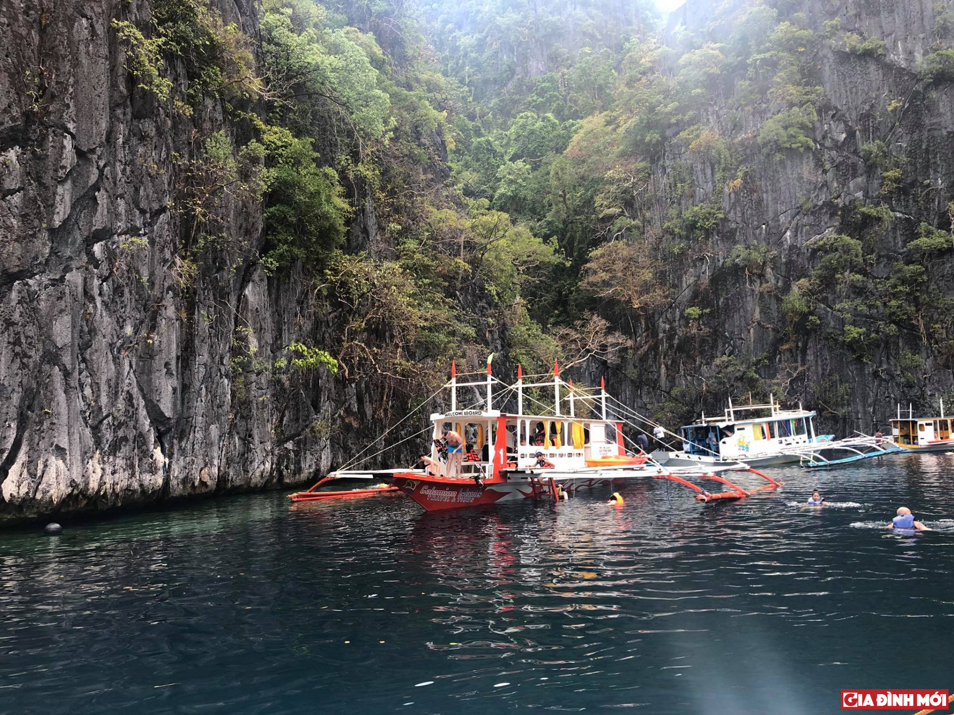 coron-palawan-co-dang-di-khong-wetrekvn