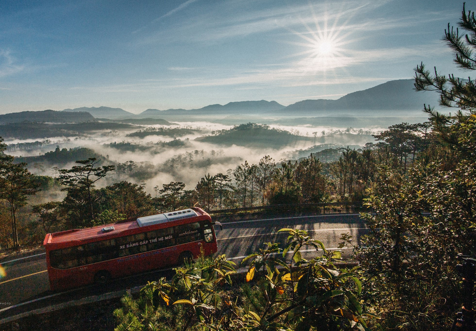 nam-moi-ghe-Da-Lat-ngam-thanh-pho-chim-trong-suong-wetrekvn